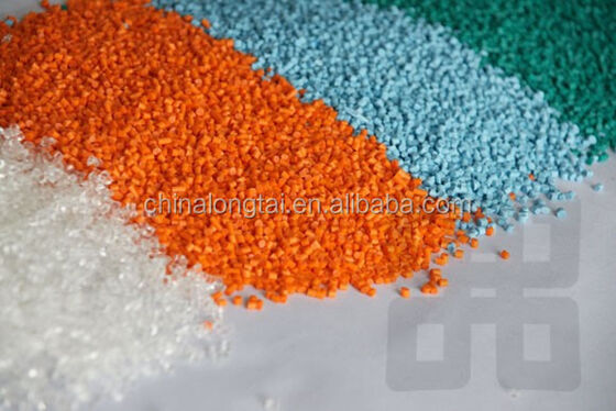 Wytrzymałość elektryczna przy częstotliwości sieci 2017 kV na mm papieru izolacyjnego zapewniającego izolację i gęstość od 0,65 do 0,9 grama na centymetr sześcienny