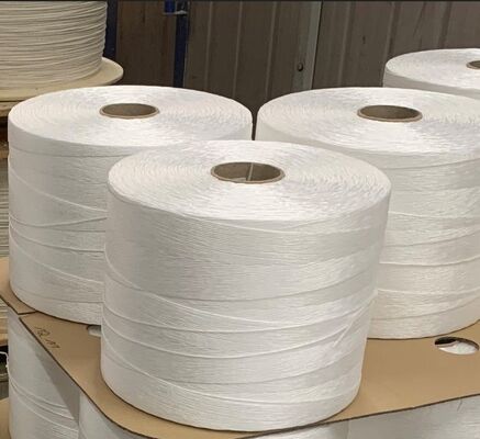 0,6 - 9,0 mm Polipropylenowa przędza wypełniająca do kabli jako wypełniacz dielektryczny w kablach zasilających